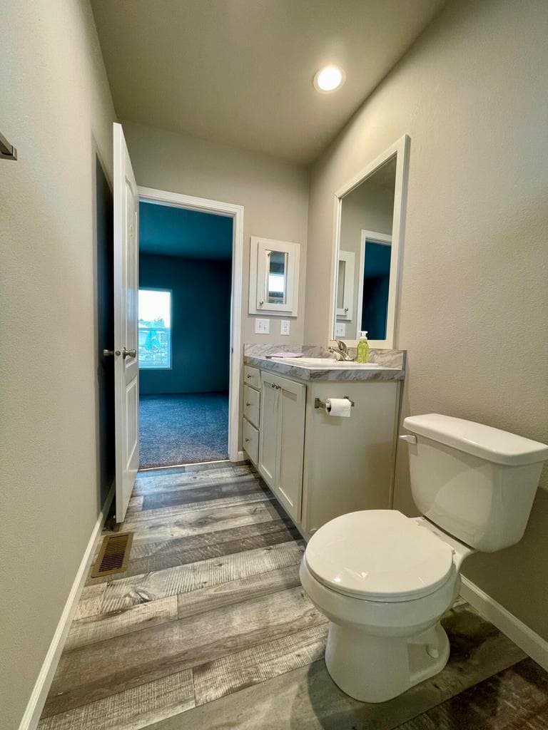 Photo of 1515 NW Fir Avenue 22 of 22