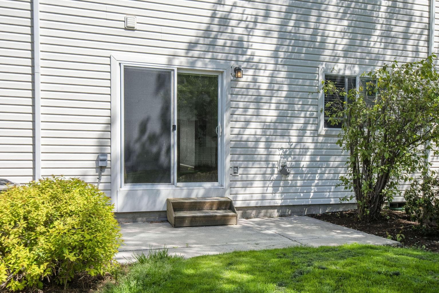 Photo of 438 NW 19th Street 34 of 42