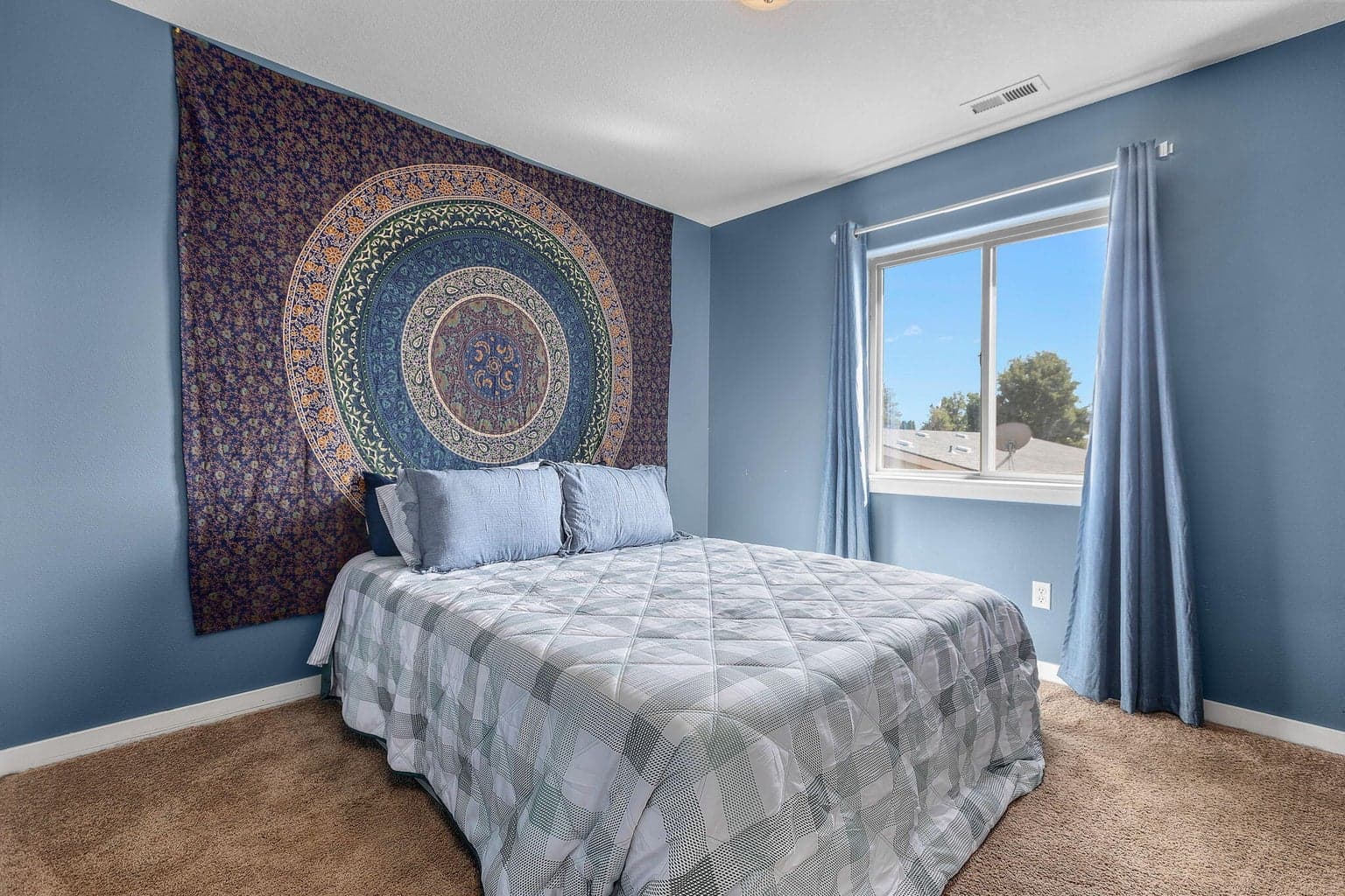 Guest room 1.