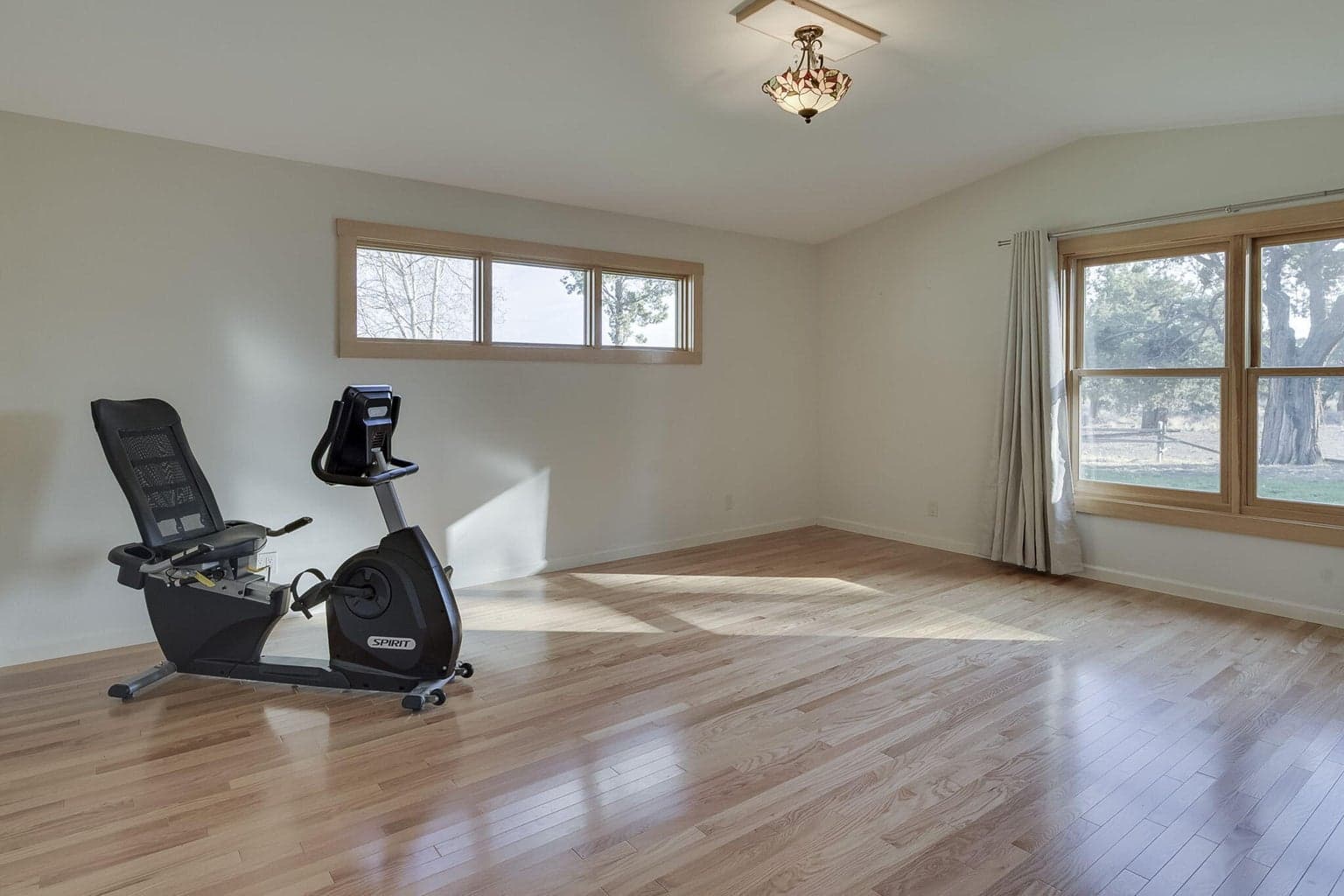 Photo of 7376 SW McVey Avenue 13 of 60