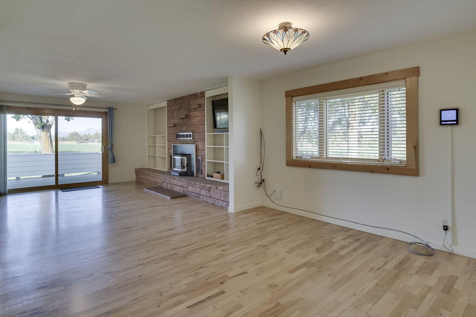 Photo of 7376 SW McVey Avenue 14 of 60