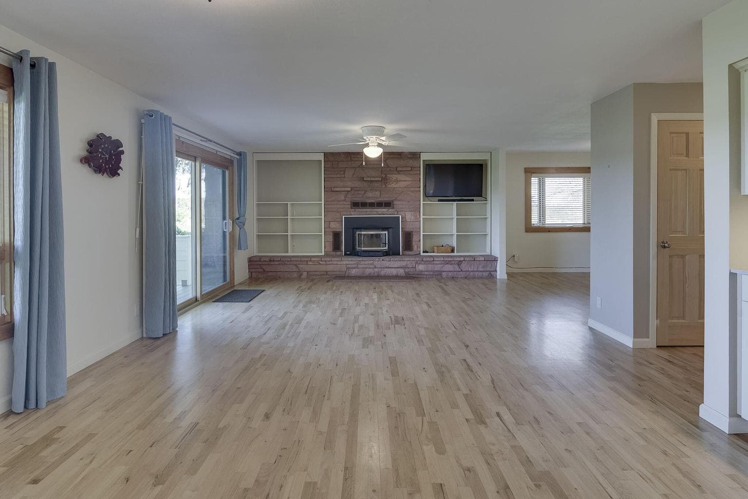 Photo of 7376 SW McVey Avenue 17 of 60