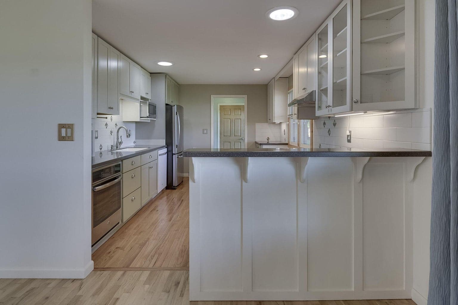 Photo of 7376 SW McVey Avenue 20 of 60