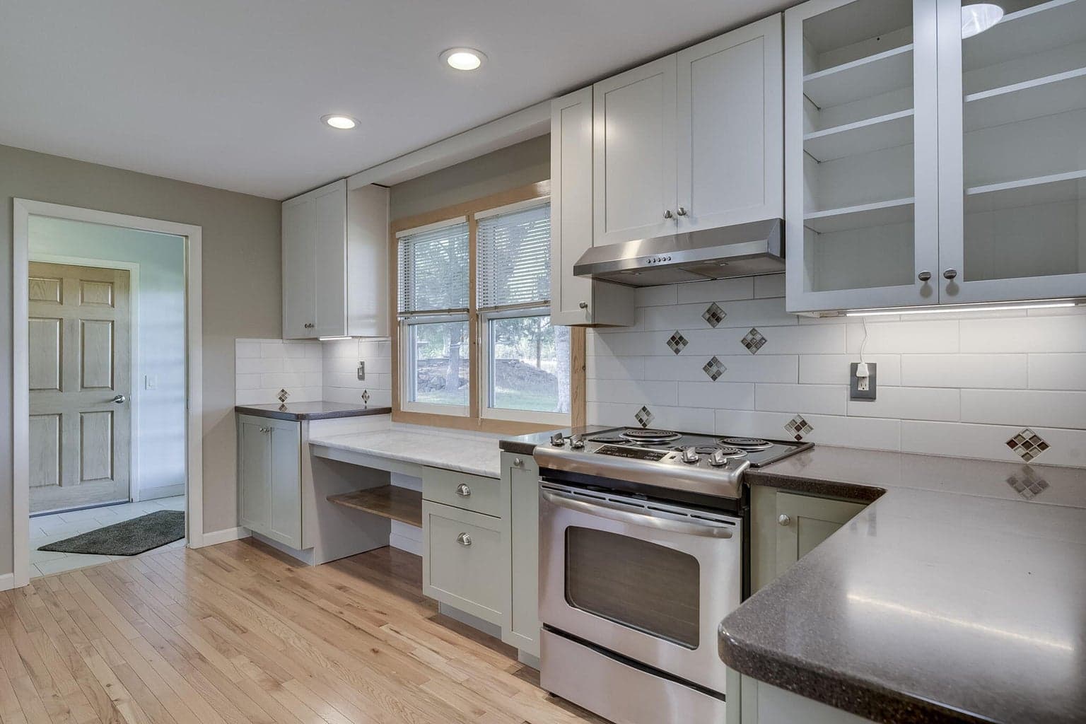 Photo of 7376 SW McVey Avenue 21 of 60