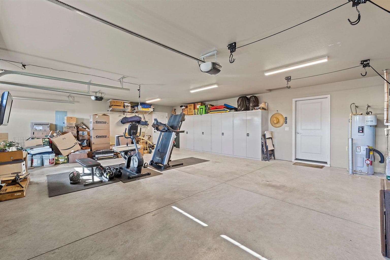 3 Car garage