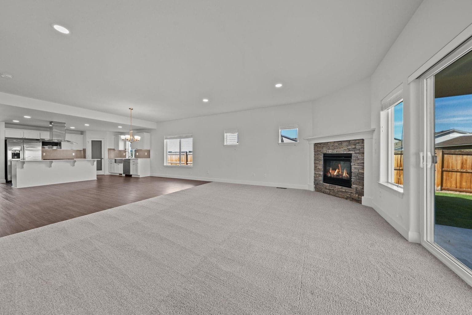 Photo of 320 NW Monte Vista Avenue 8 of 40