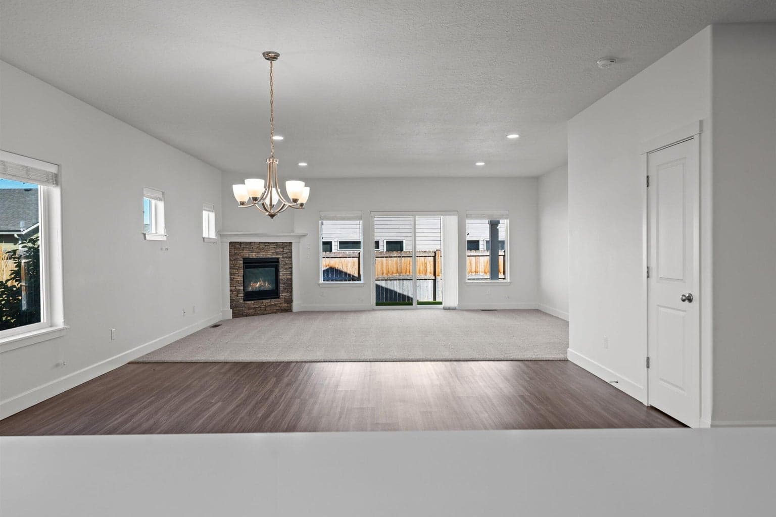 Photo of 320 NW Monte Vista Avenue 18 of 40