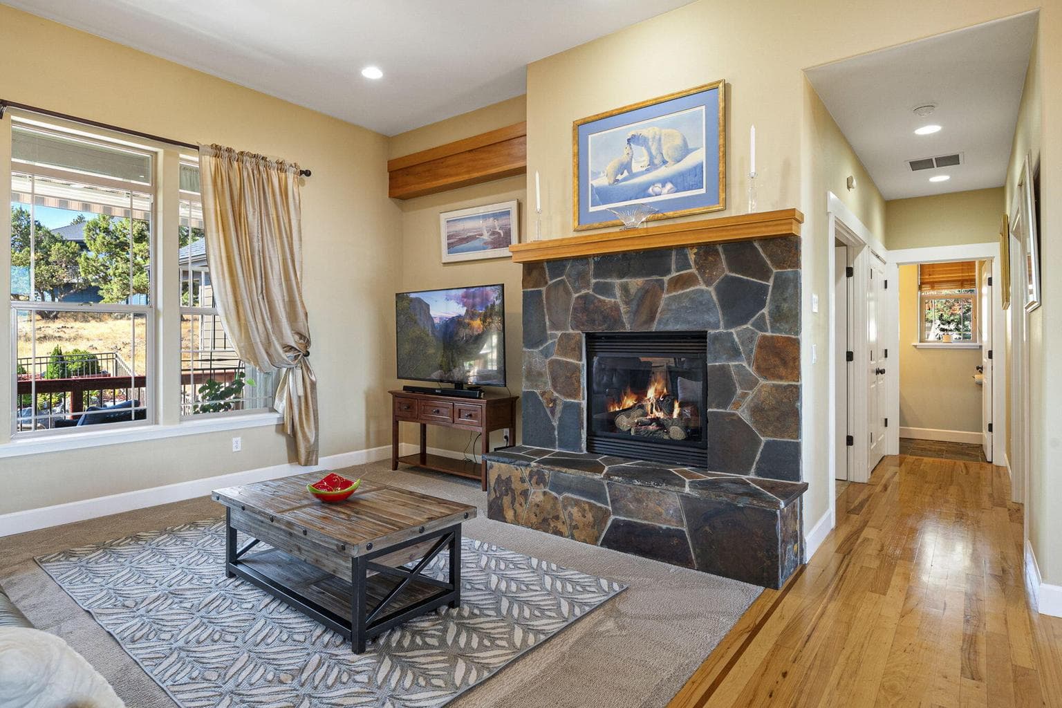 Photo of 2263 Dunlin Court 8 of 49