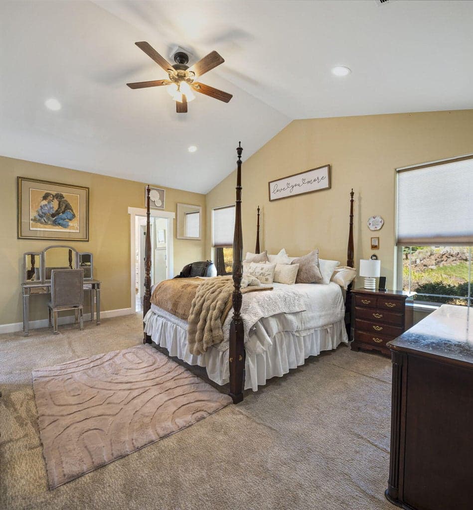 Photo of 2263 Dunlin Court 29 of 49