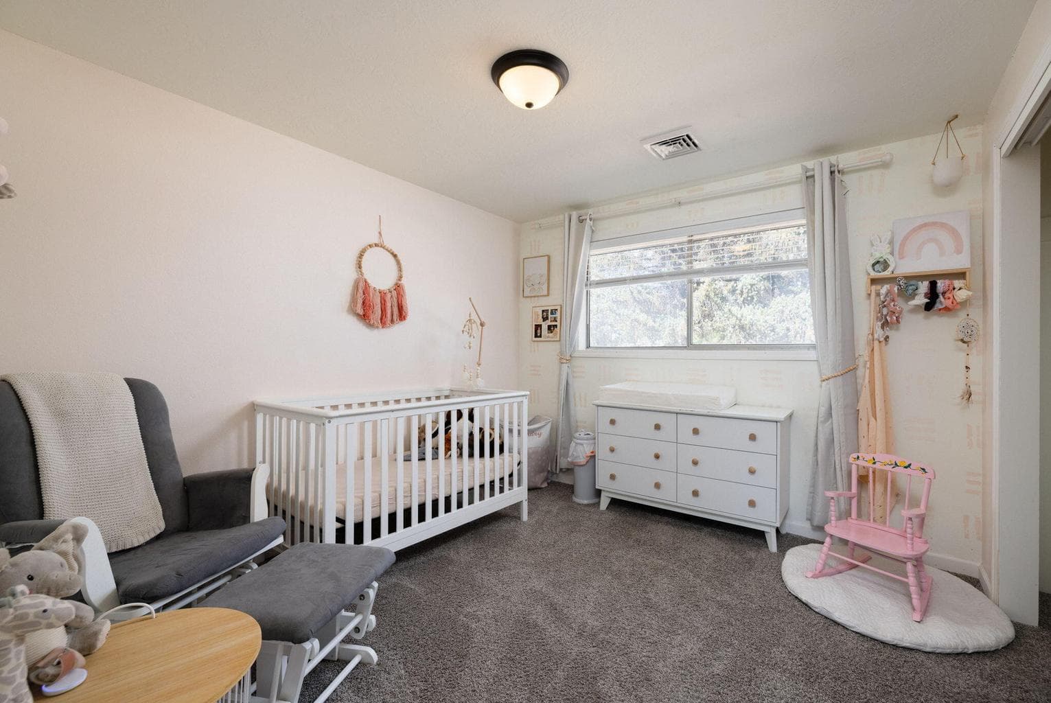 Photo of 2632 SW Yew Avenue 19 of 31