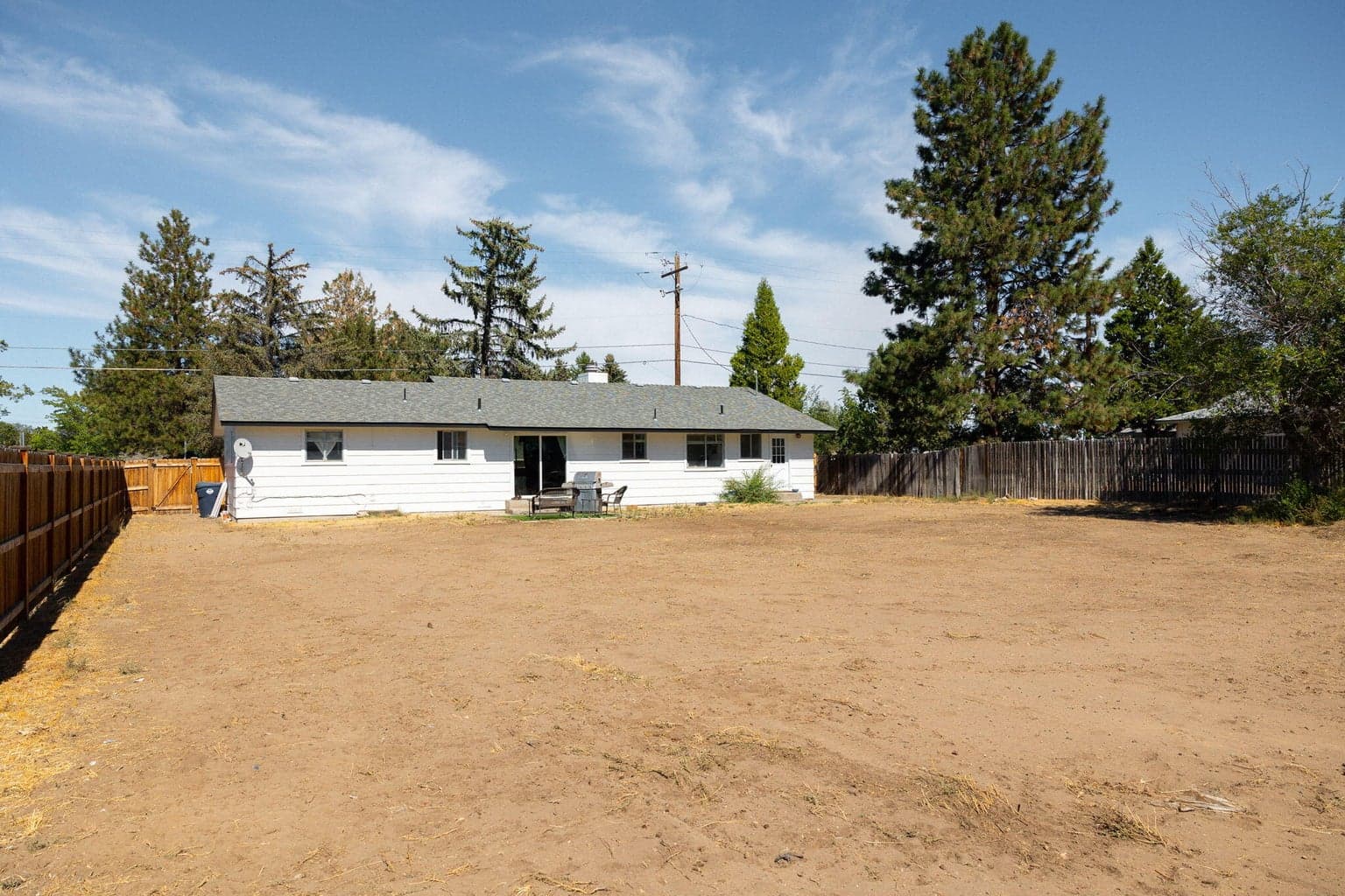 Photo of 2632 SW Yew Avenue 21 of 31
