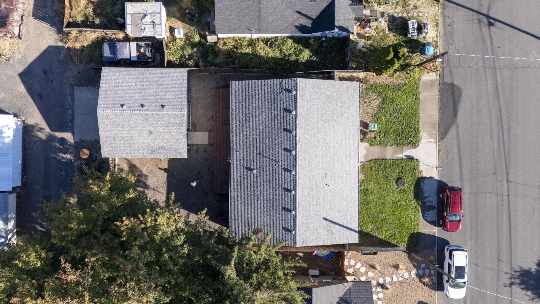 Photo of 745 Claypool 3 of 30