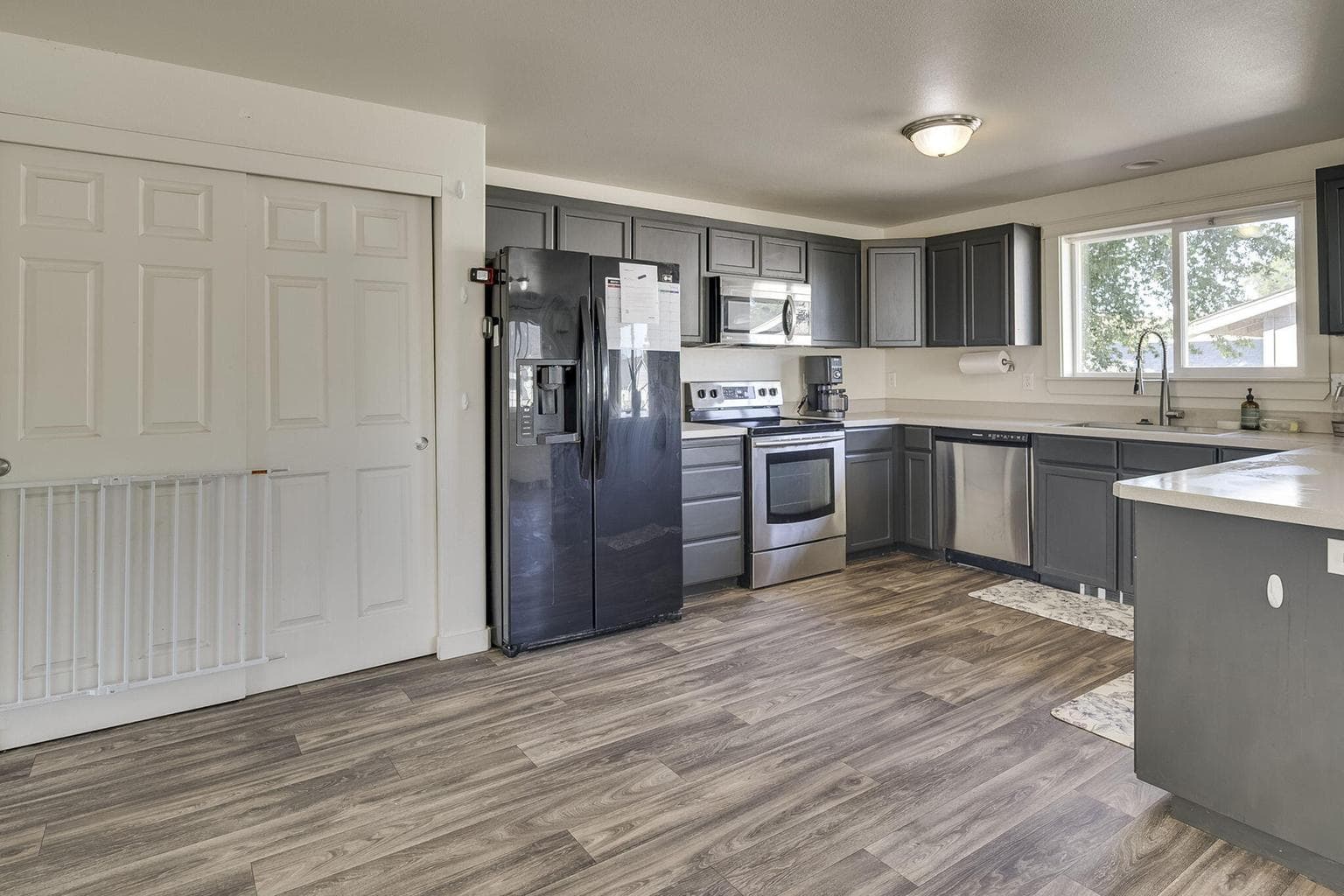 Photo of 745 NW Claypool Street 9 of 30
