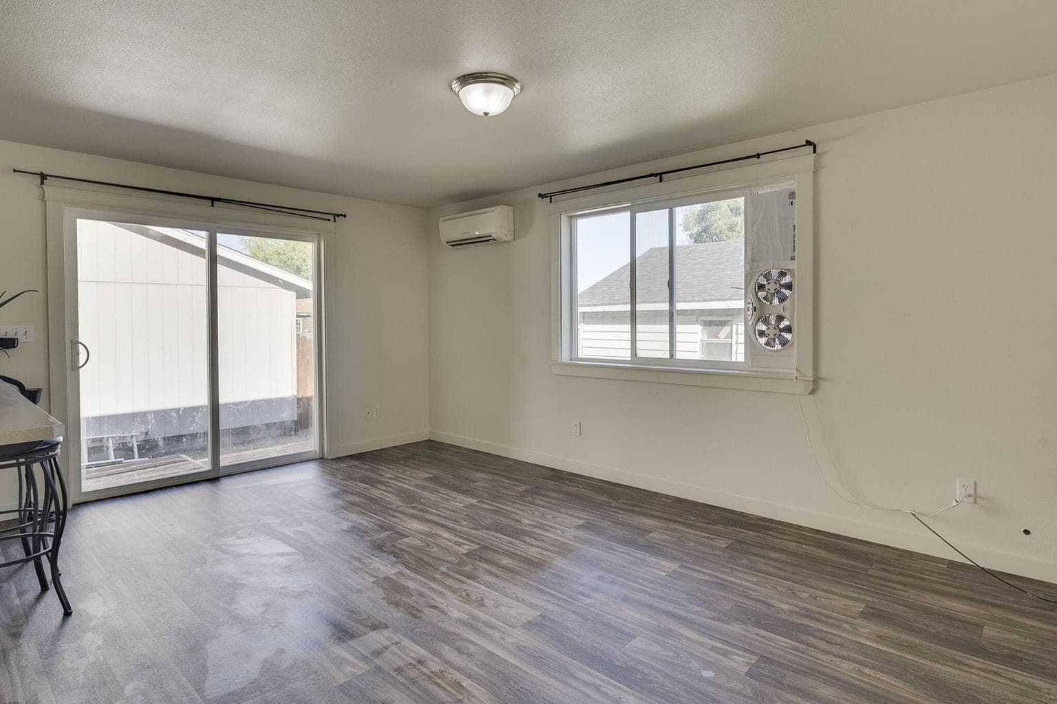 Photo of 745 NW Claypool Street 13 of 30