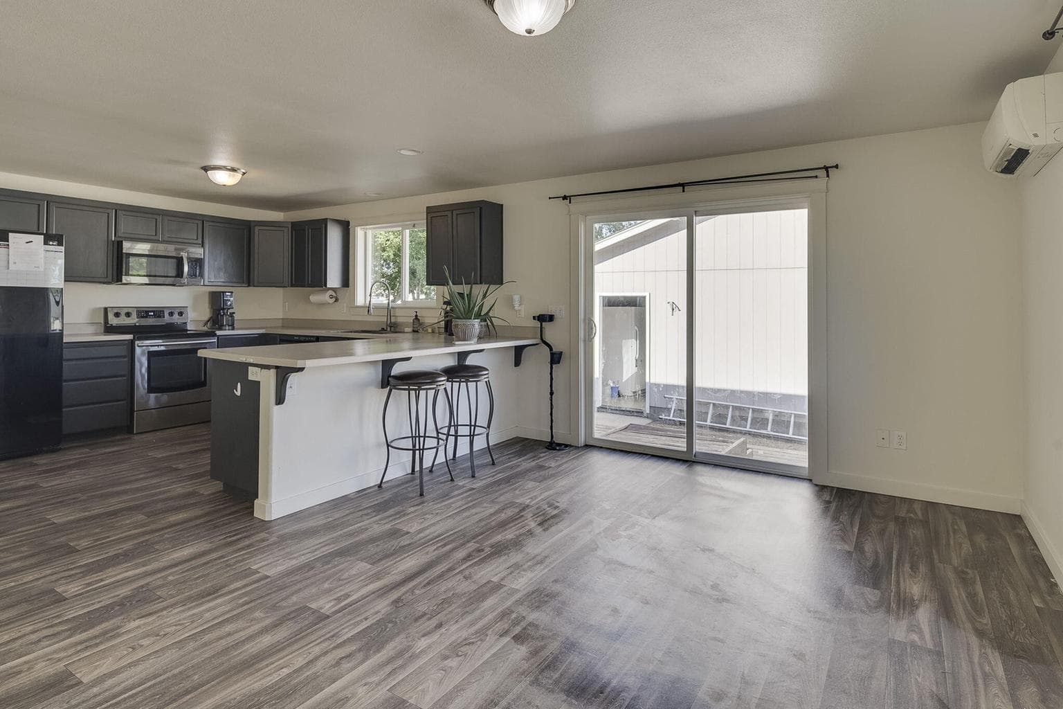 Photo of 745 NW Claypool Street 15 of 30