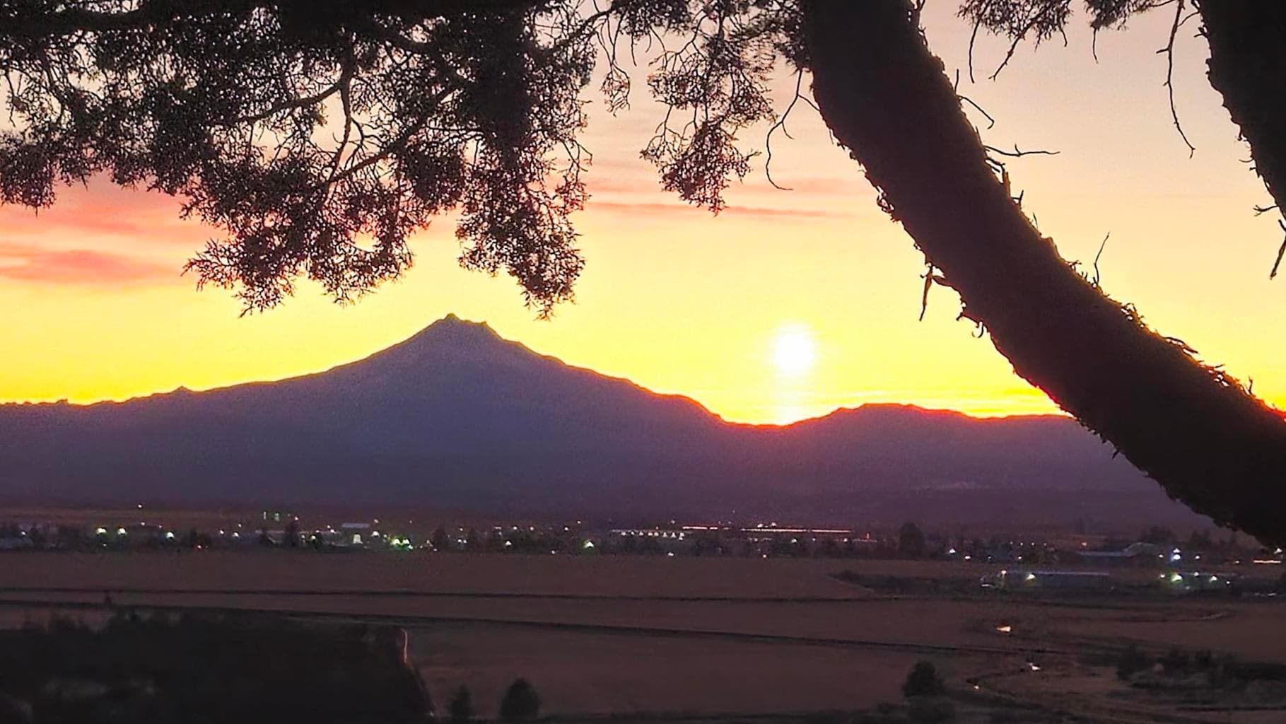 Mt Jefferson Sunset View