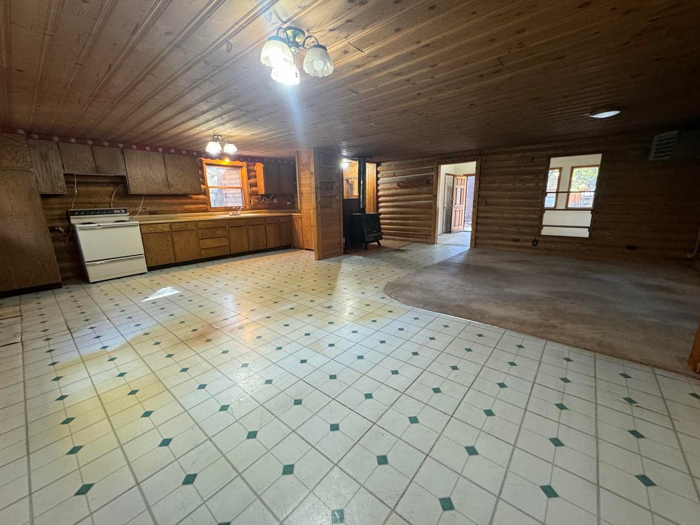 Photo of 53357 Pole Pine Road 5 of 45