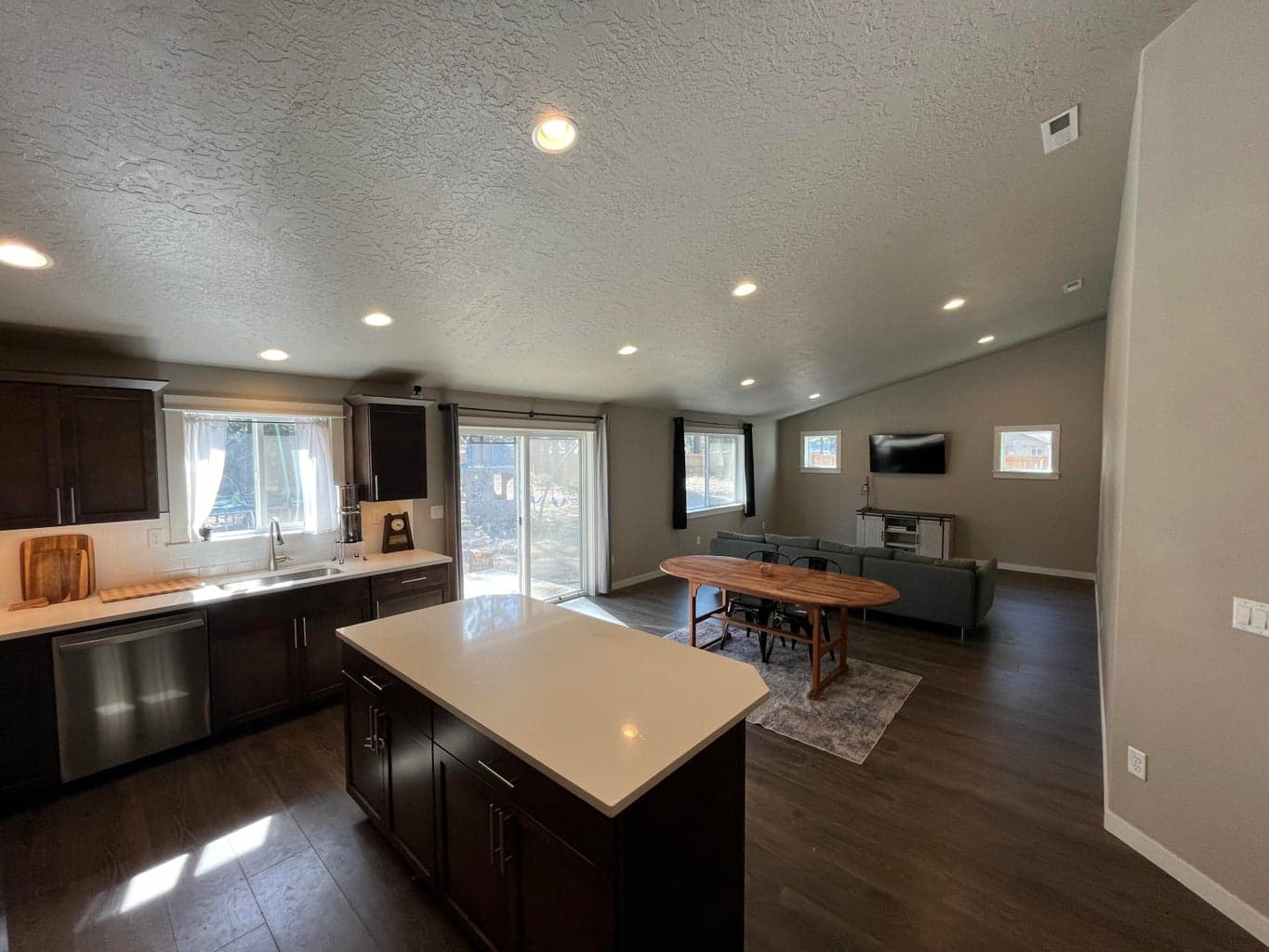 Photo of 52700 Wayside 4 of 27