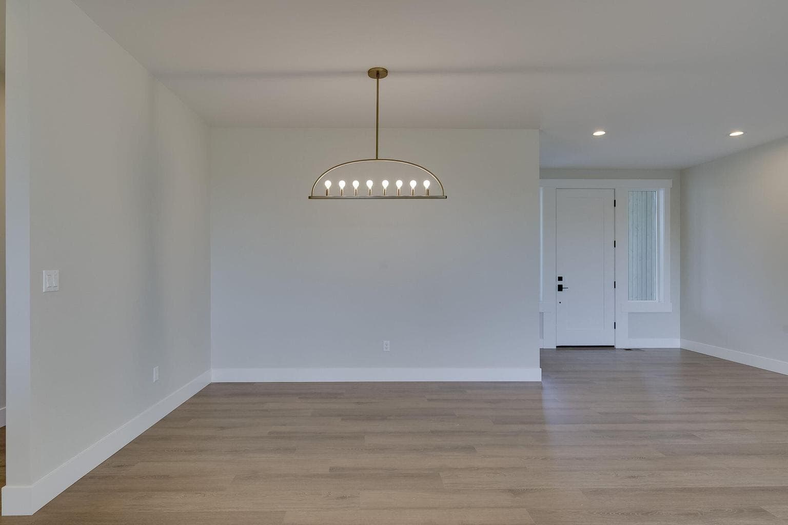 Photo of 3705 SW Xero Avenue 12 of 35