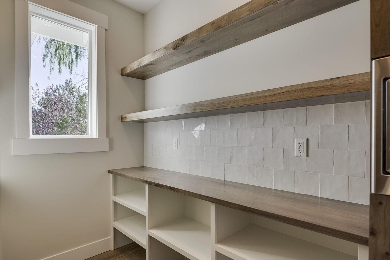Photo of 3705 SW Xero Avenue 20 of 35