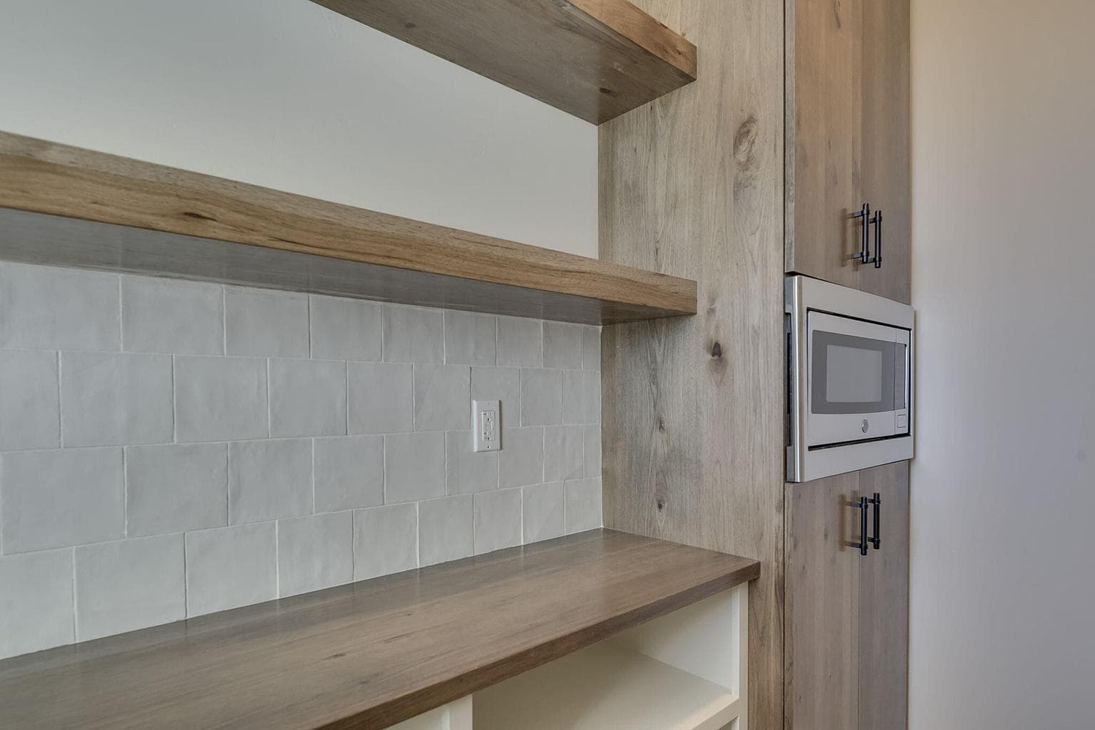 Photo of 3705 SW Xero Avenue 22 of 35