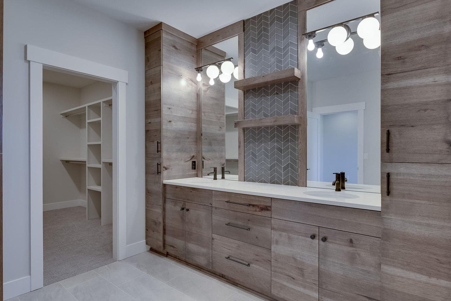 Photo of 3705 SW Xero Avenue 26 of 35