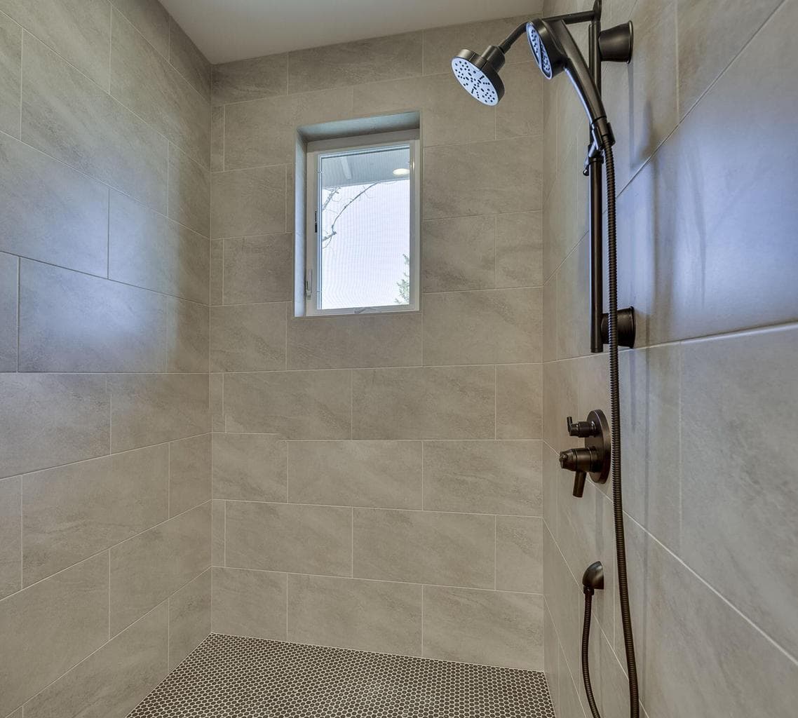 Photo of 3705 SW Xero Avenue 29 of 35