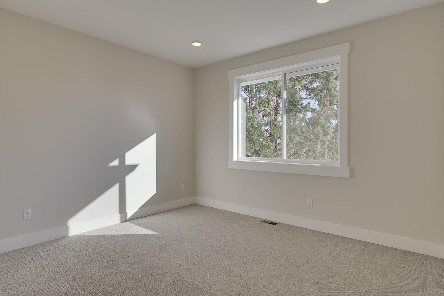 Photo of 3705 SW Xero Avenue 31 of 35