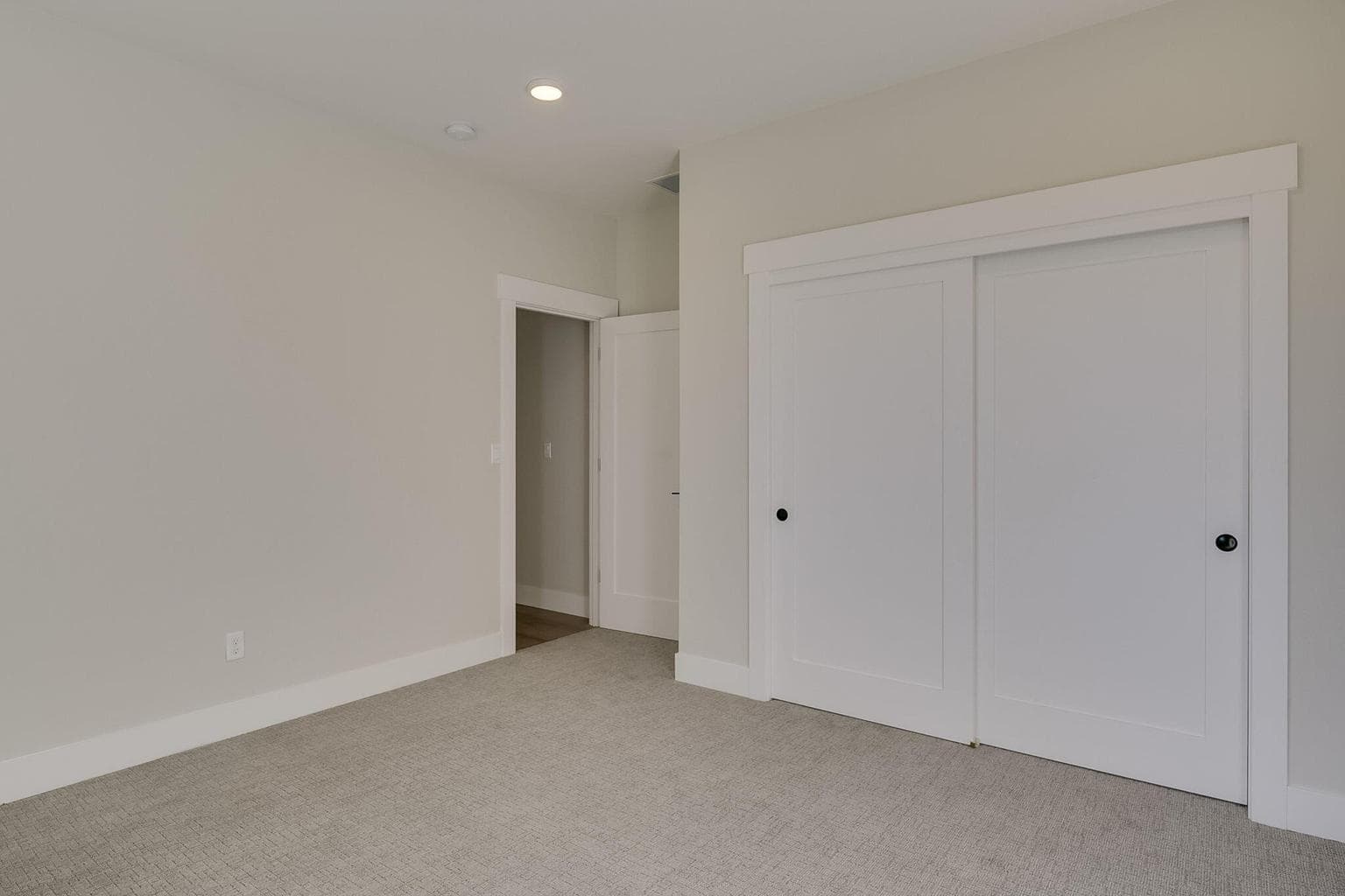 Photo of 3705 SW Xero Avenue 32 of 35