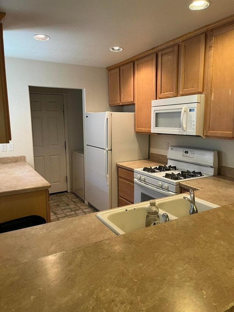Photo of 2261 Timber 2 of 11