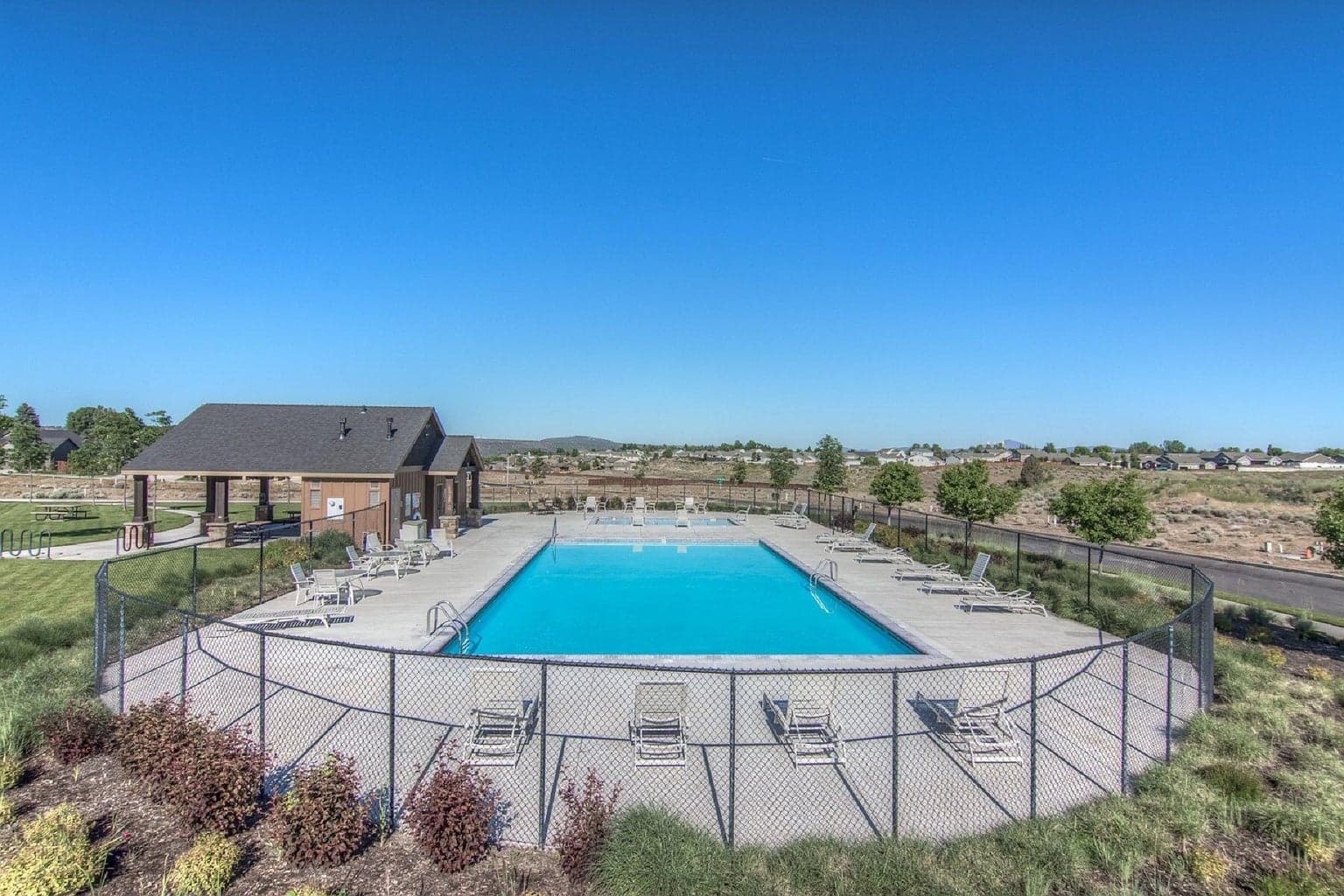Ochoco Pointe community resort-style amenities.