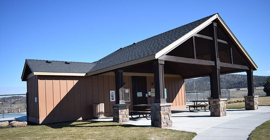 Community photo - Ochoco Pointe Picnic pavilion (entrance to the pool).