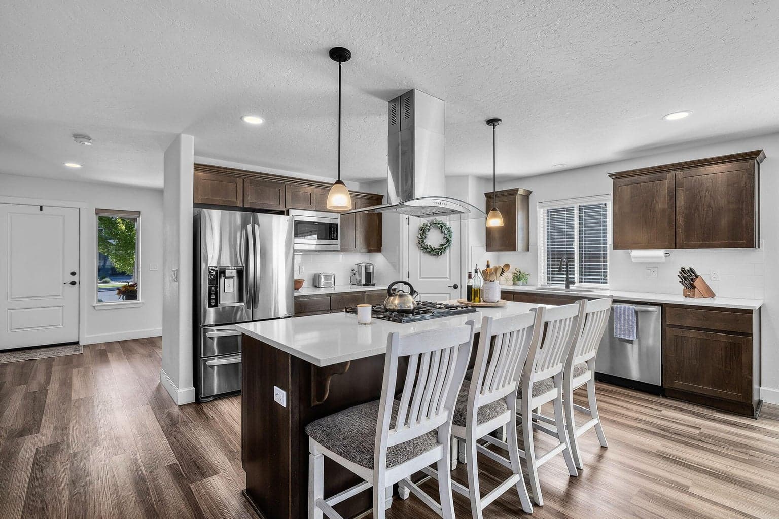 Photo of 2925 NW 23rd Street 9 of 48