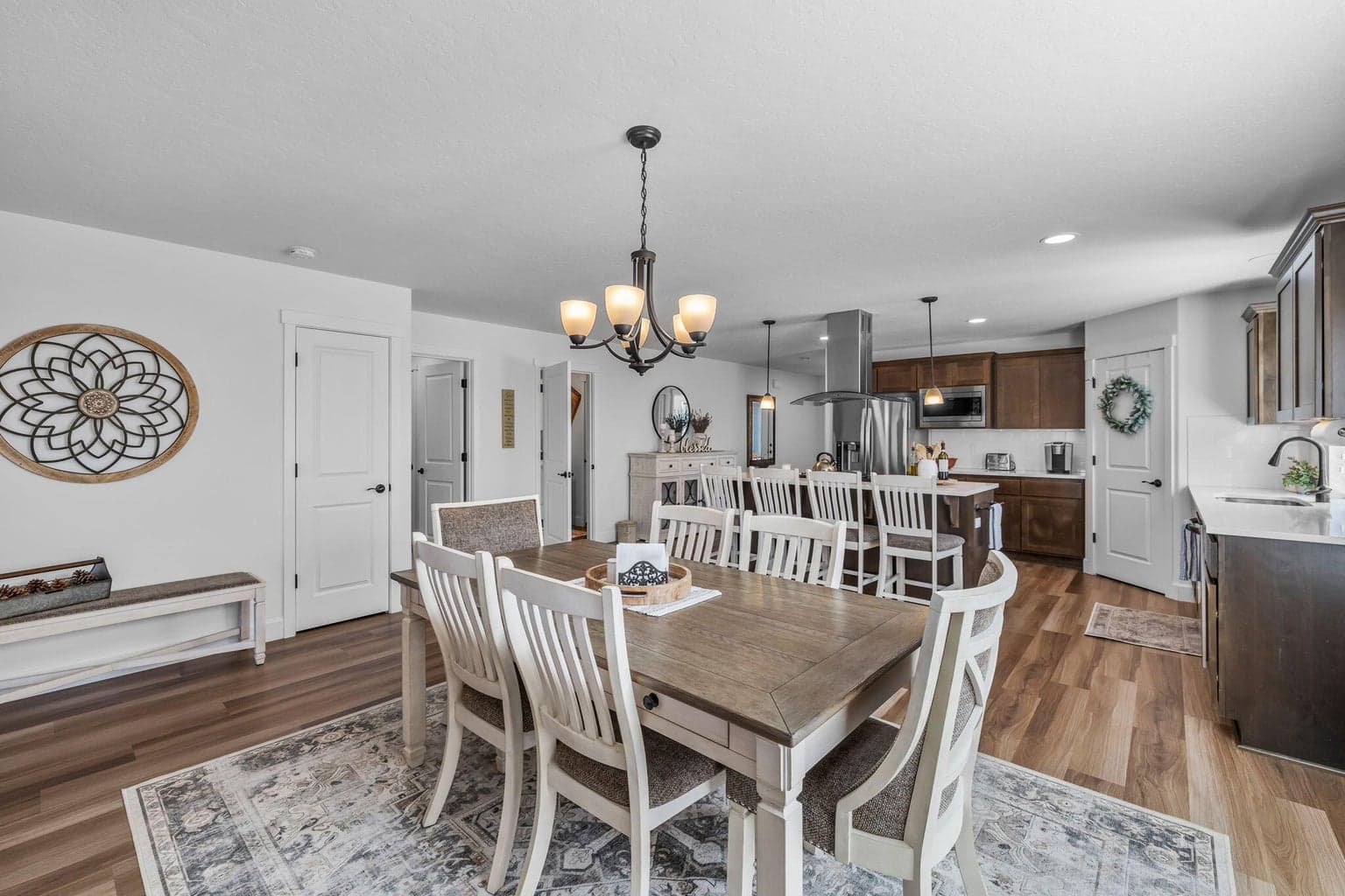 Photo of 2925 NW 23rd Street 13 of 48