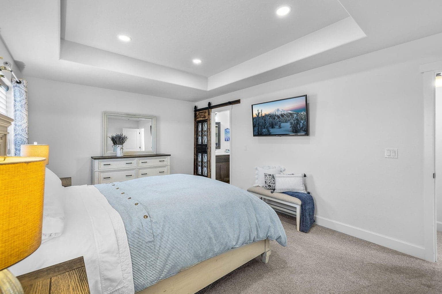 Photo of 2925 NW 23rd Street 18 of 48