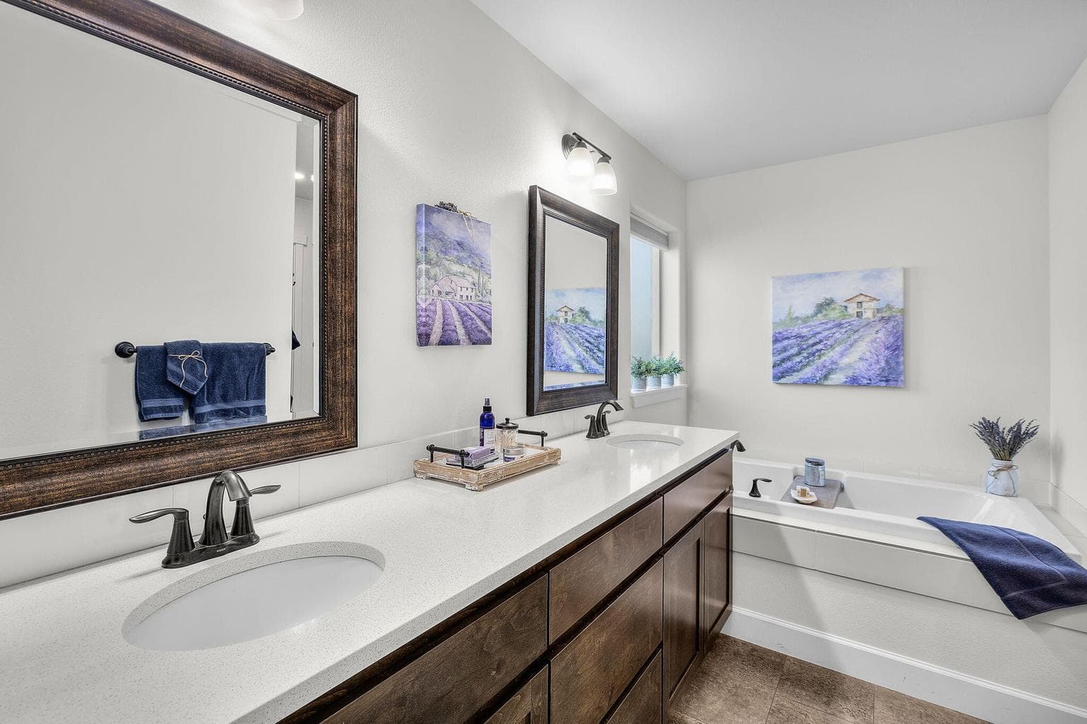 Photo of 2925 NW 23rd Street 21 of 48