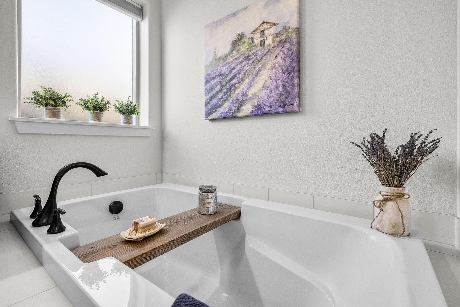 Photo of 2925 NW 23rd Street 23 of 48