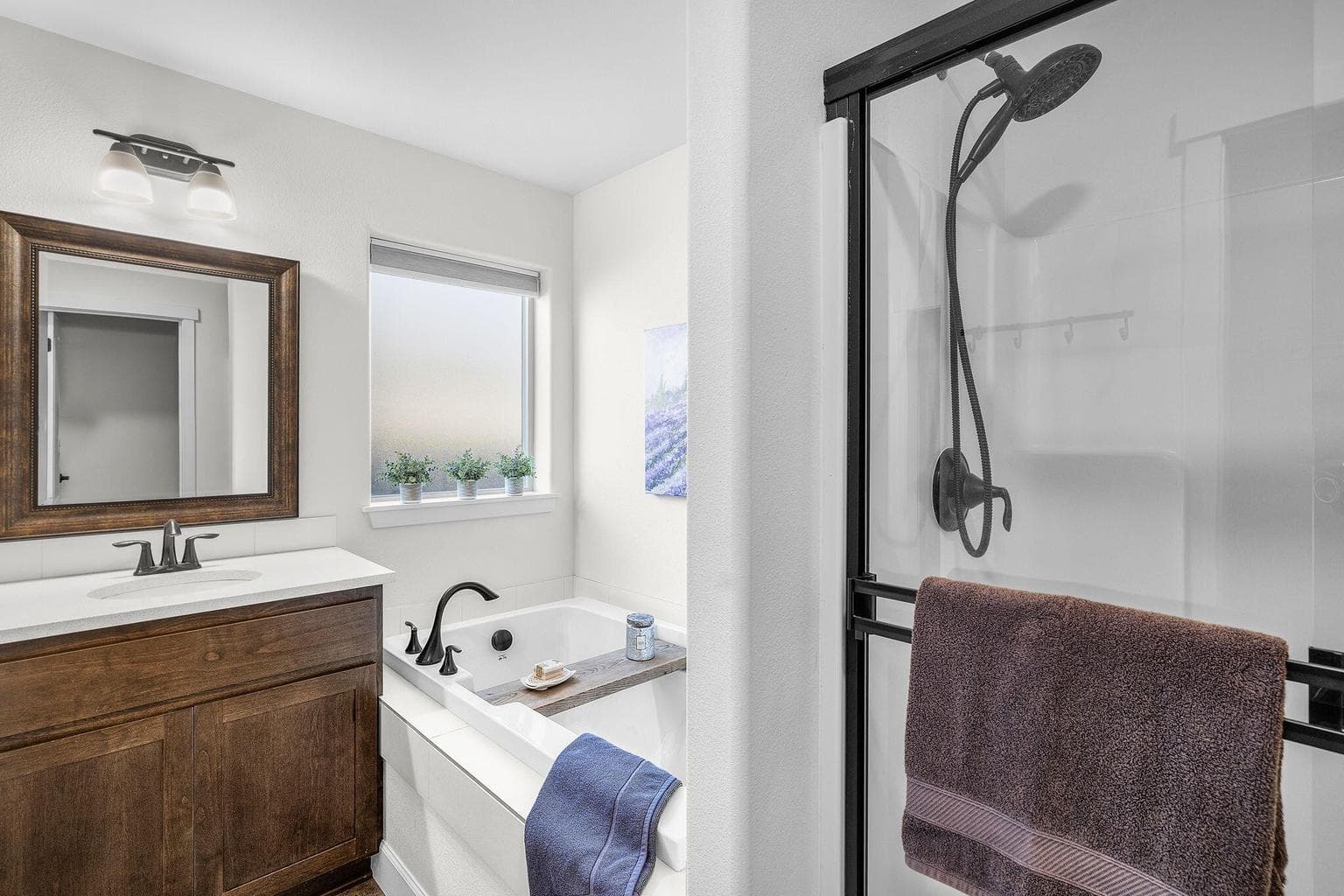Photo of 2925 NW 23rd Street 24 of 48