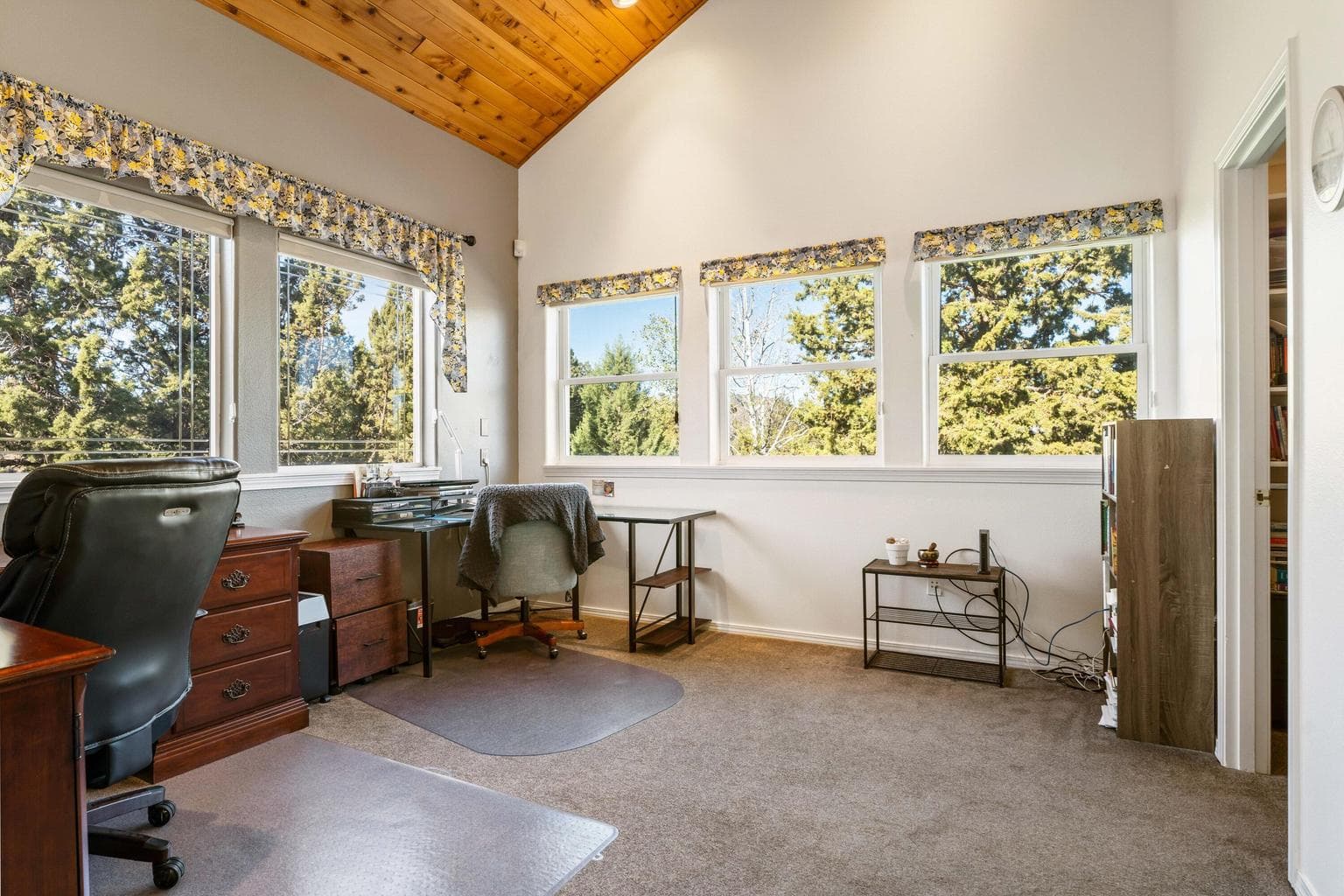 Photo of 2605 Thrush Court 27 of 51
