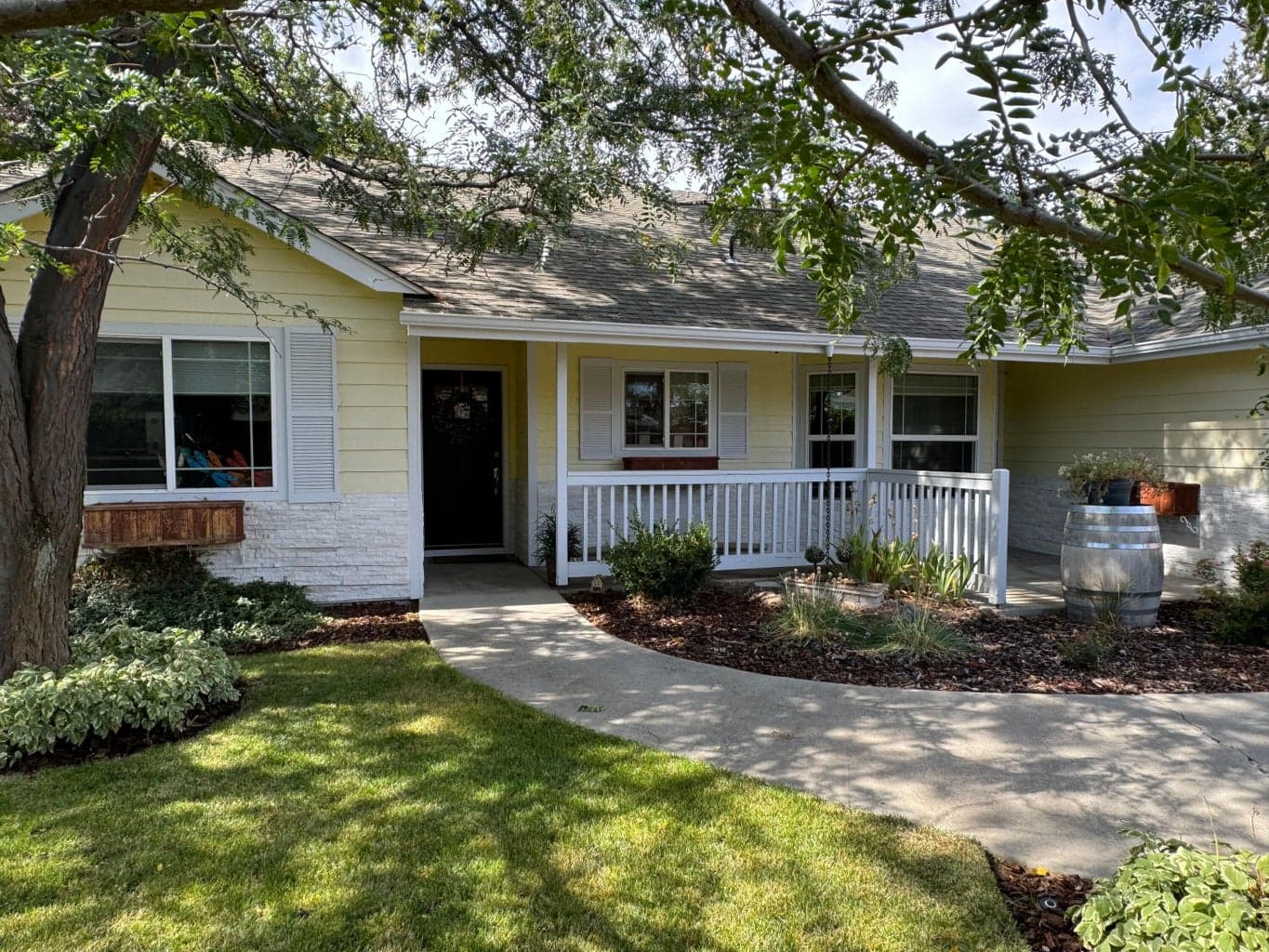 Photo of 2361 19TH 1 of 39