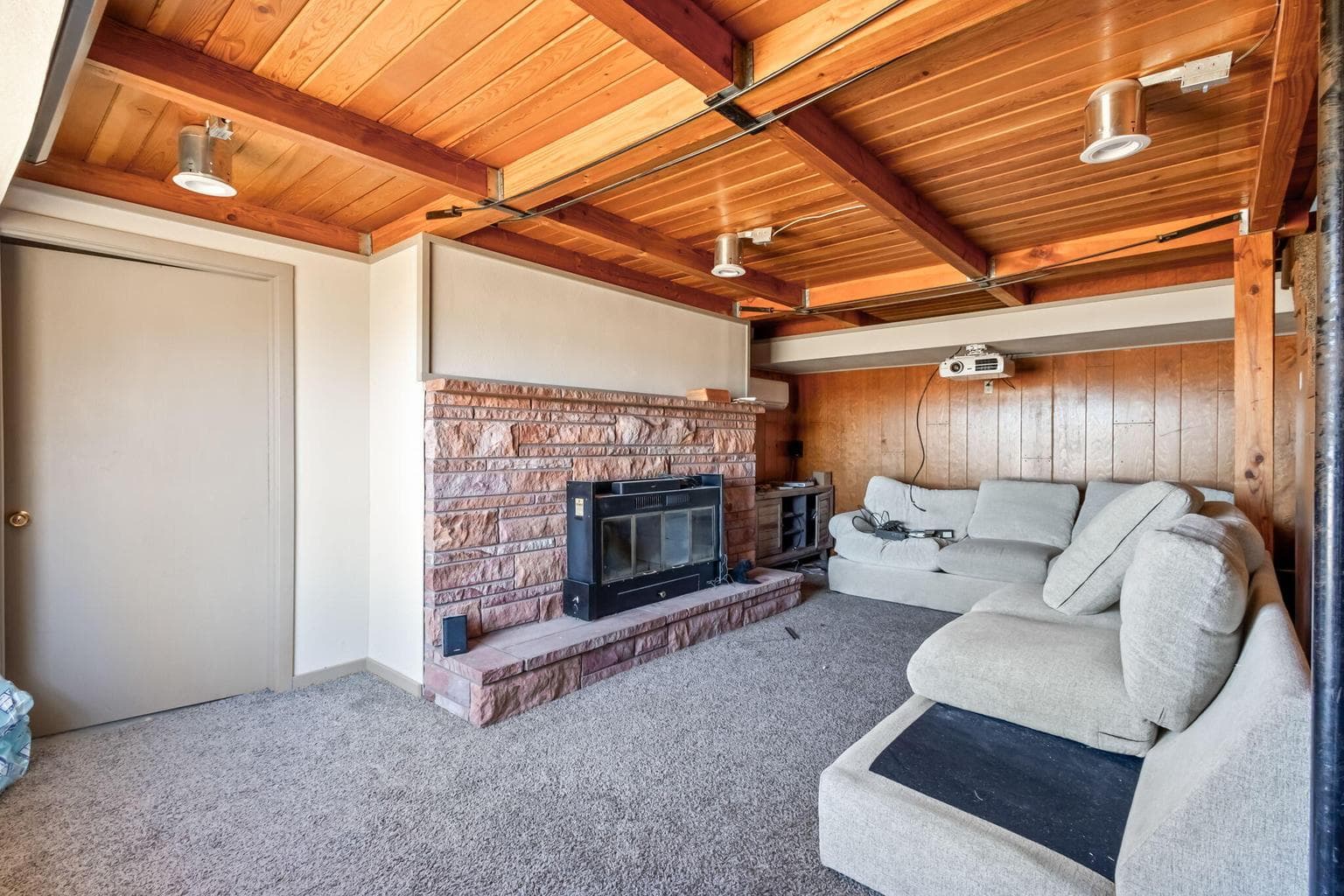 Photo of 1928 SW Grant Street 31 of 52