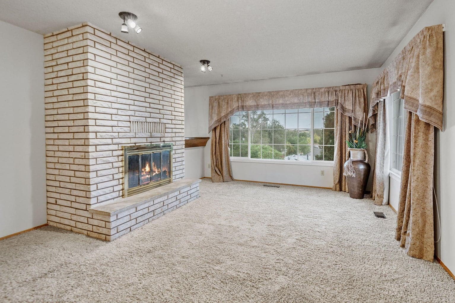 Upstairs living room