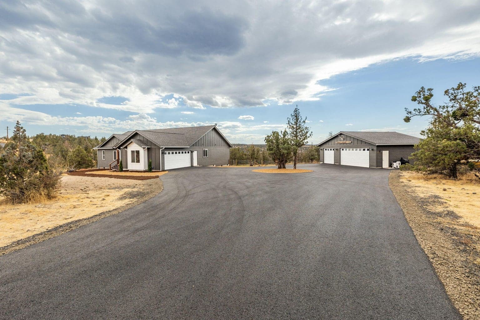 Photo of 9469 Odessa 2 of 64
