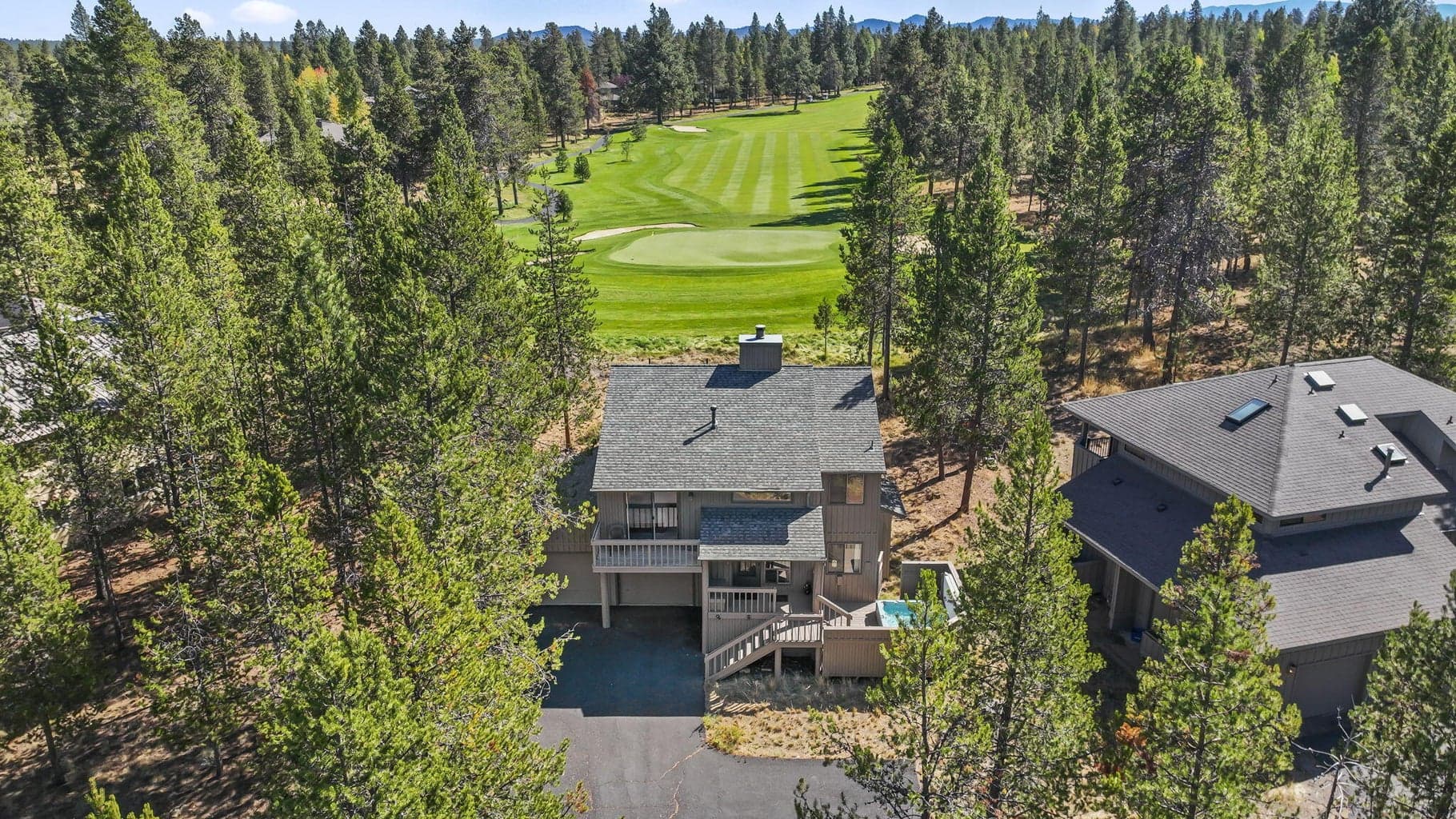 Photo of 57766 Umpqua Lane 3 of 68