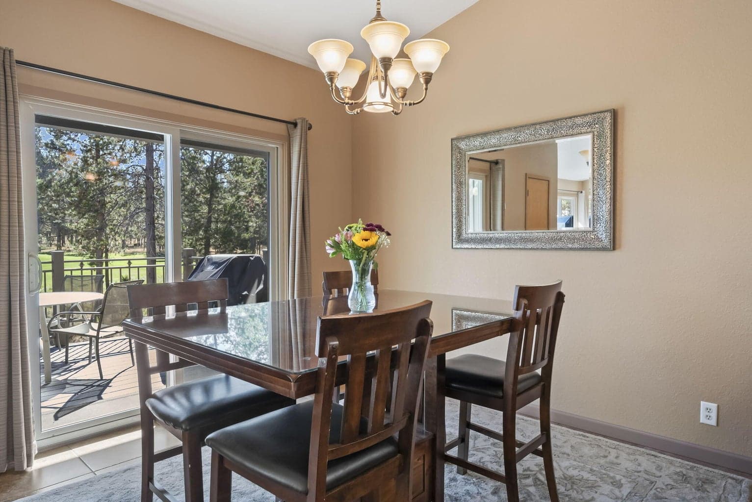 Photo of 57766 Umpqua Lane 13 of 68