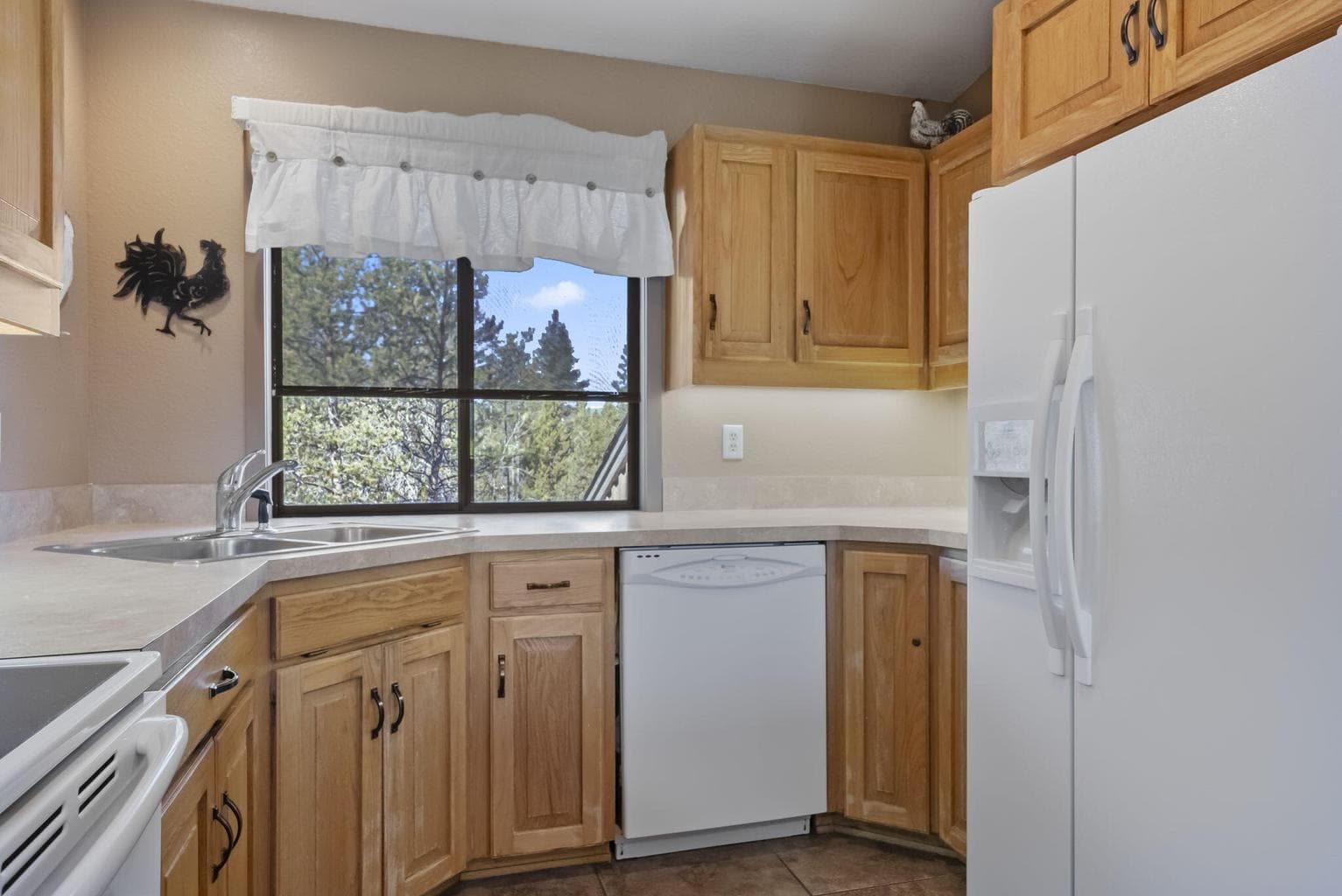 Photo of 57766 Umpqua Lane 19 of 68