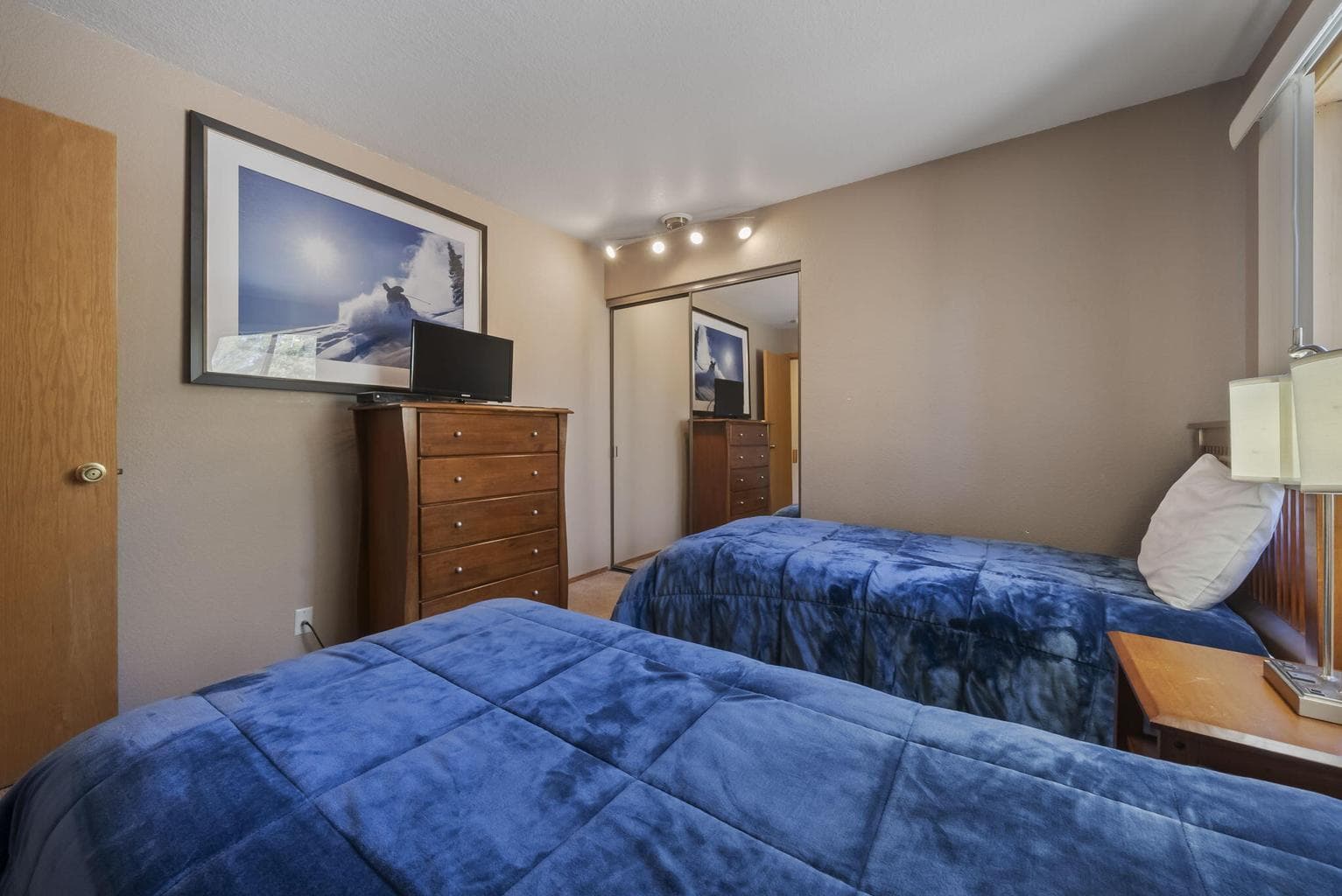 Photo of 57766 Umpqua Lane 38 of 68