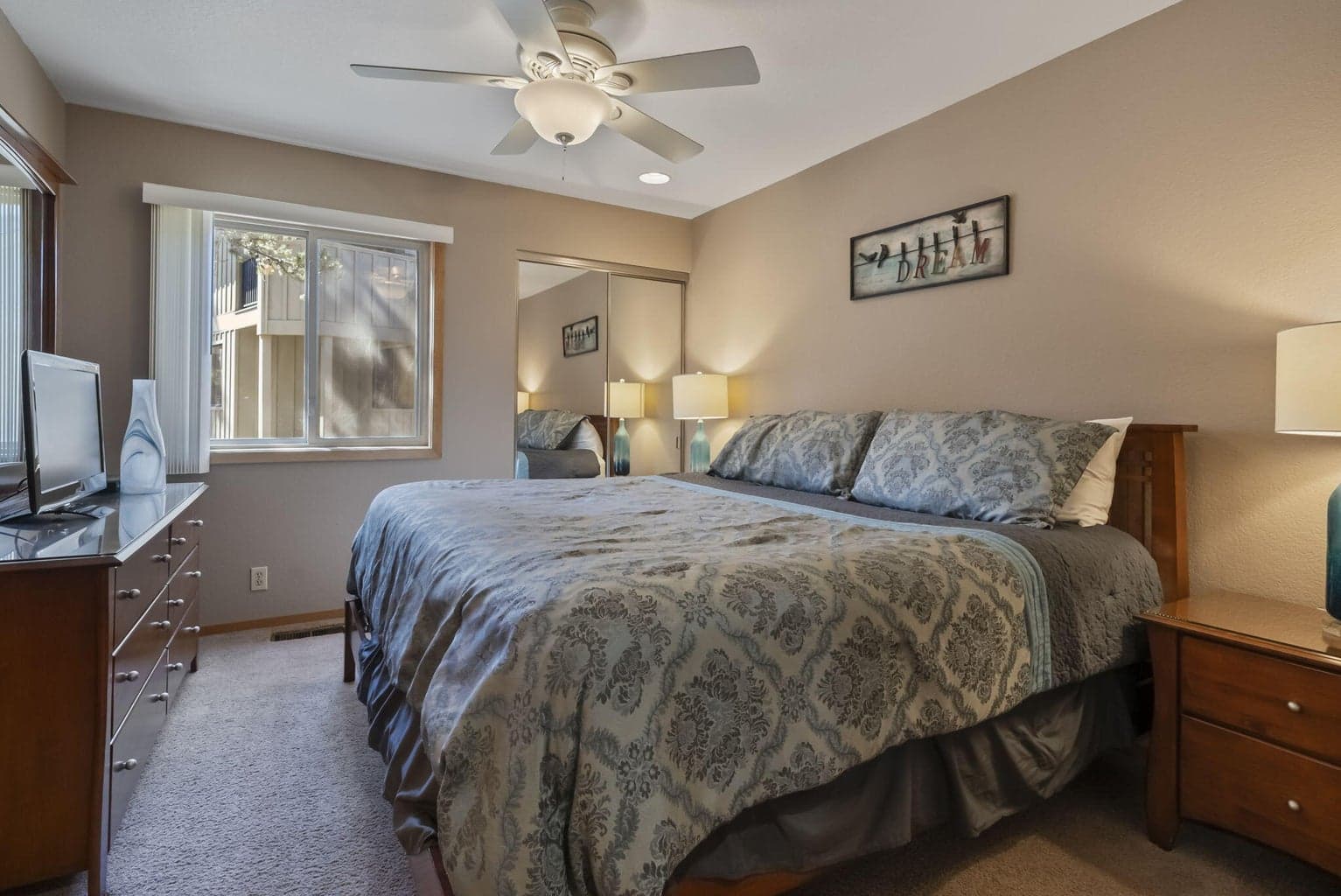Photo of 57766 Umpqua Lane 39 of 68