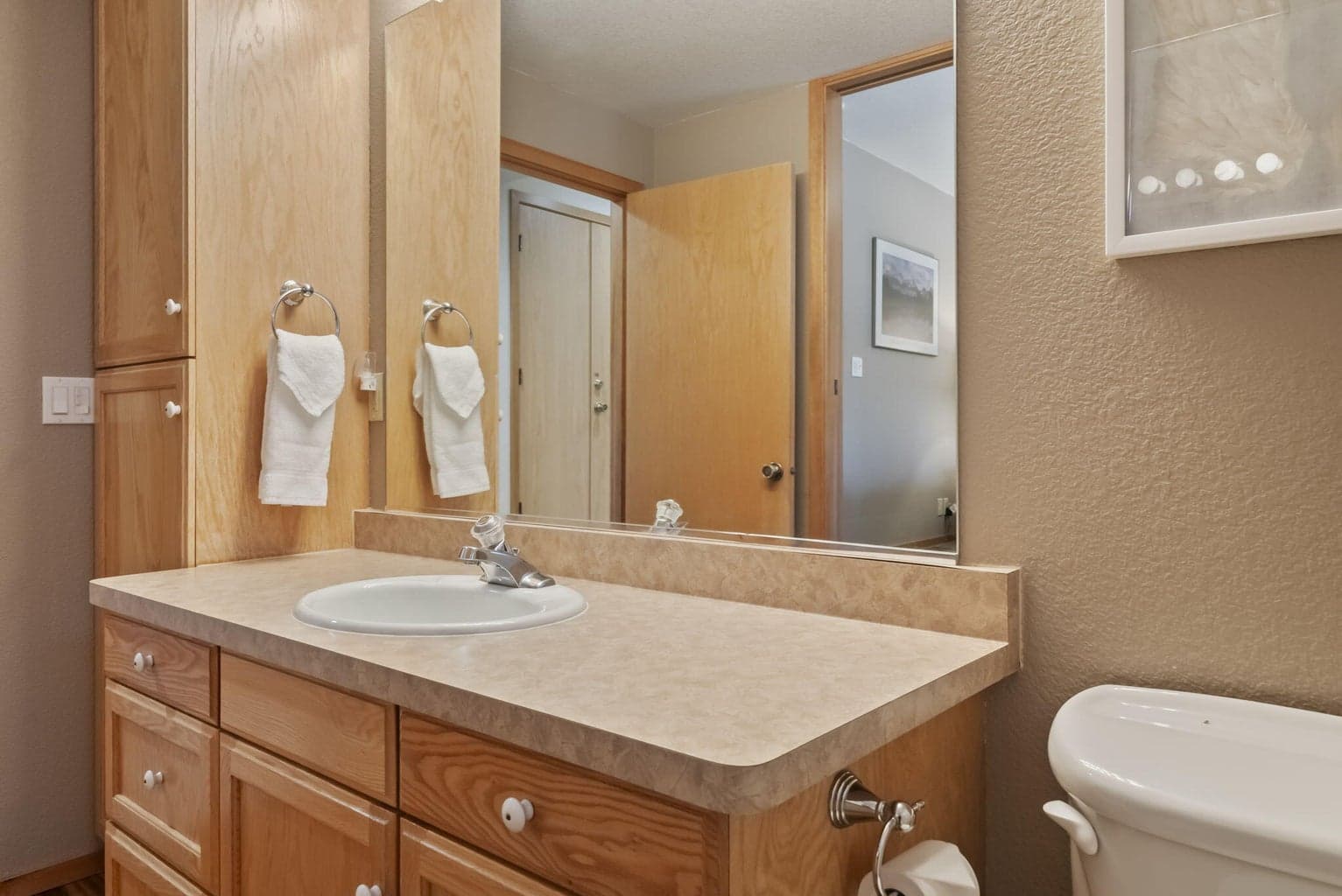 Photo of 57766 Umpqua Lane 43 of 68