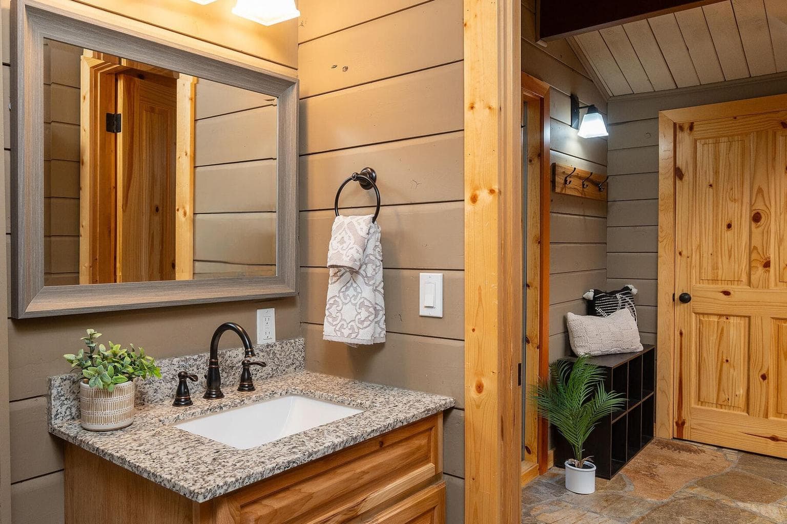 Photo of 57400 Quartz Mountain Lane 6 of 25